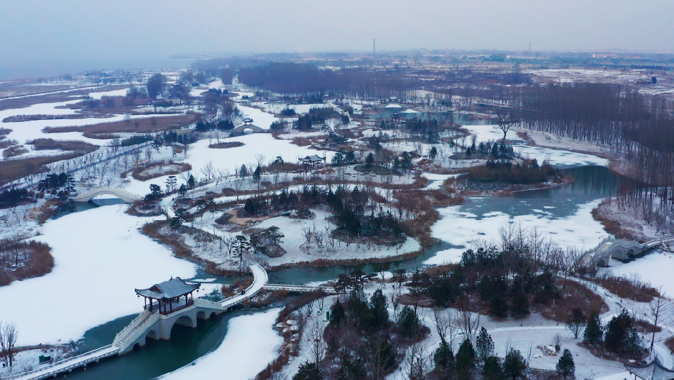 长治：雪后漳泽“凝”美景