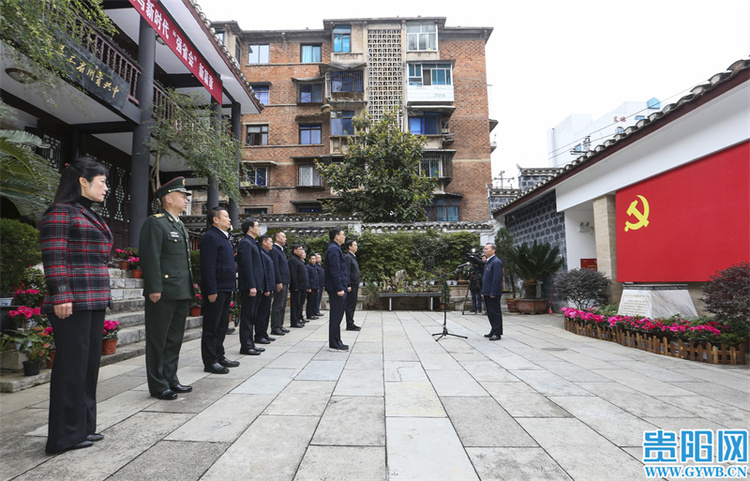 胡忠雄：牢记初心使命 忠诚履职担当 在“强省会”赶考路上以身作则率先垂范