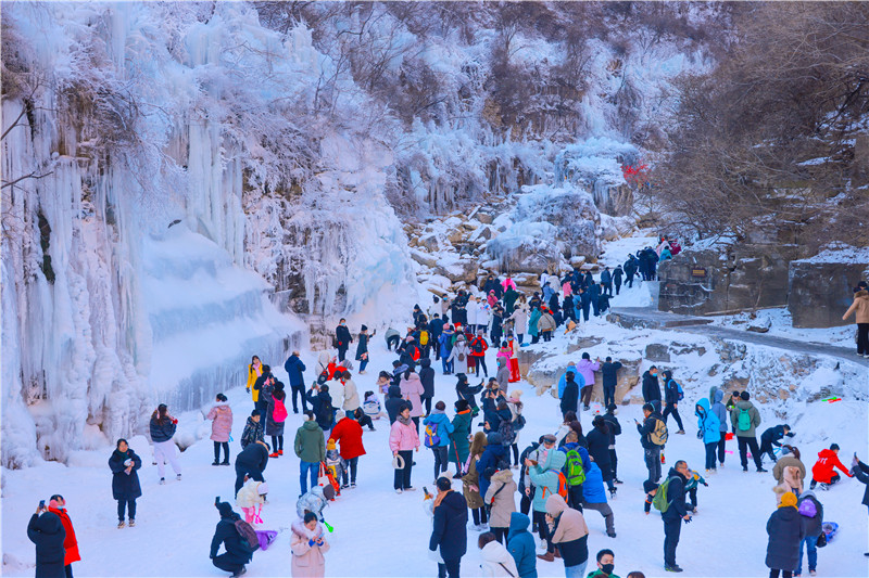 三上央视 登榜热搜 云台山冰雪节热效应引爆冬季游_fororder_微信图片_20220104114838