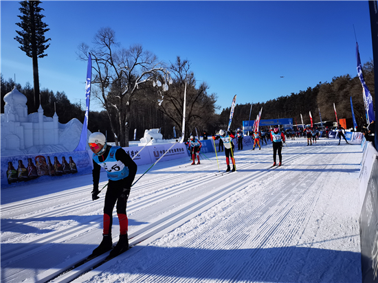 （吉林频道）全域“玩冰乐雪” 2022中国长春净月潭瓦萨国际滑雪节启幕_fororder_吉林3