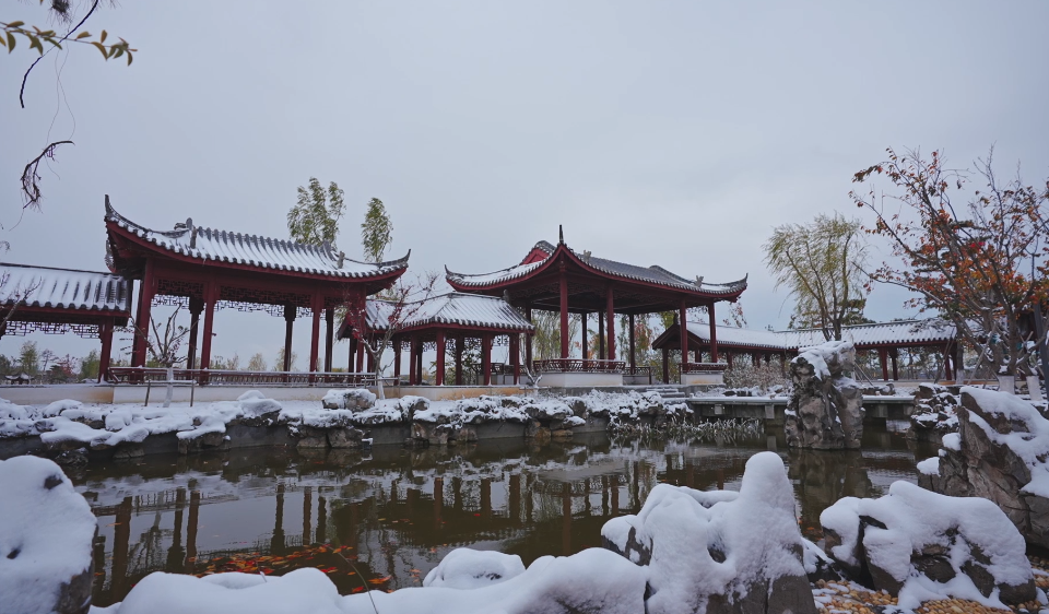 长治：雪后漳泽“凝”美景