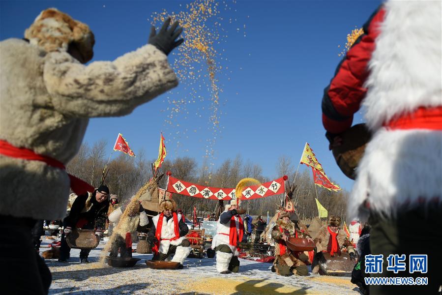 哈尔滨冰雪大世界采冰节启幕