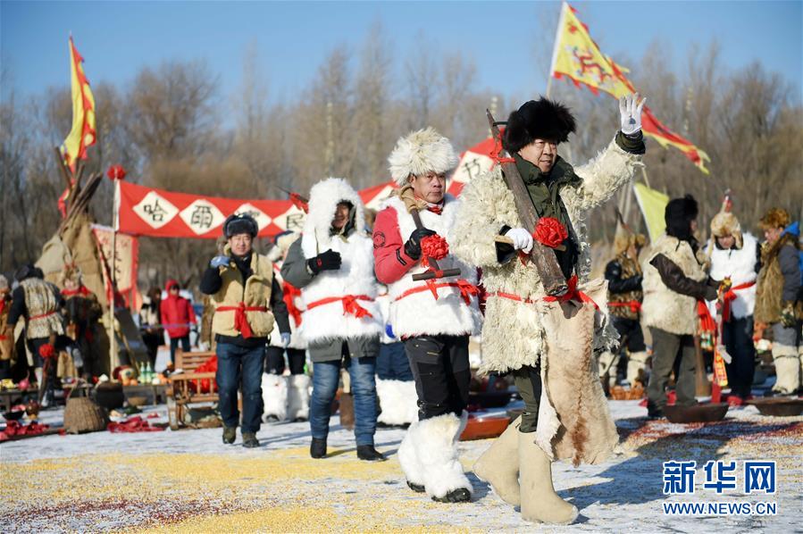 哈尔滨冰雪大世界采冰节启幕