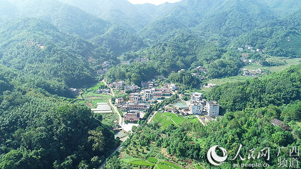 广西梧州岑溪市波塘镇六肥村 打造生态旅游村 决战脱贫攻坚战