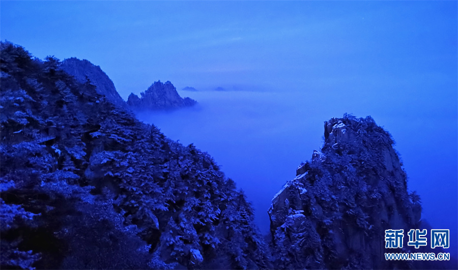 平顶山尧山：雪后峰林白 山深景色美