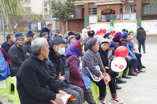 （供稿）安顺紫云城东社区建立爱心积分超市_fororder_兑换1