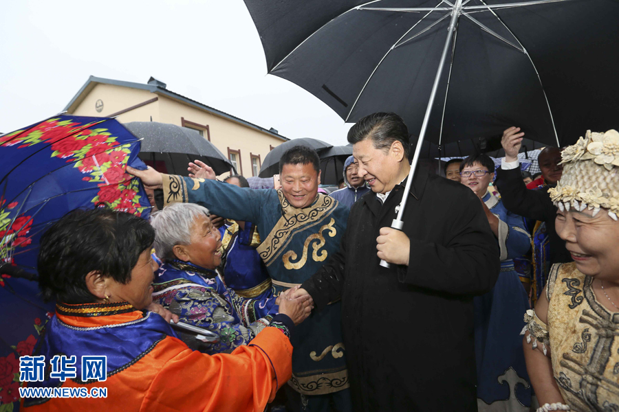 【要闻】“一”往情深，习近平与少数民族群众的故事