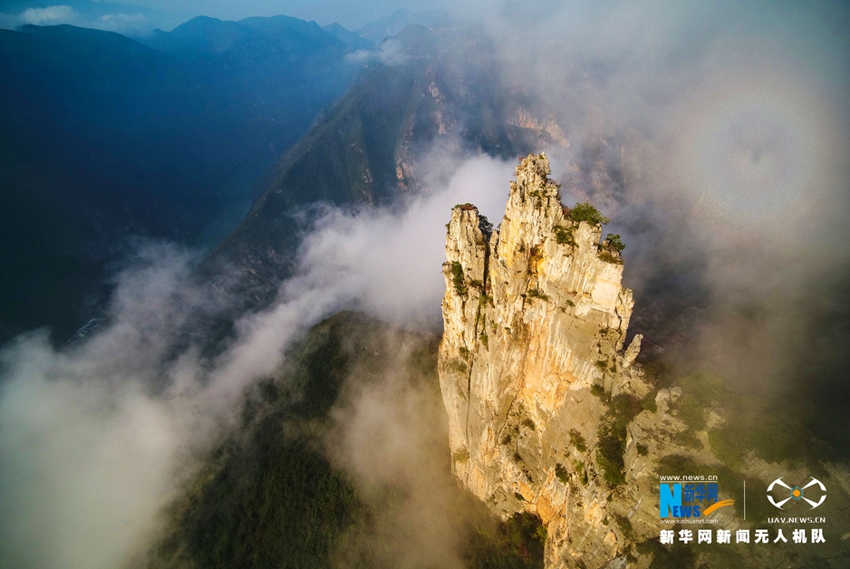 【渝情渝景】巫峡神女峰 三峡云雾化作唯美面纱