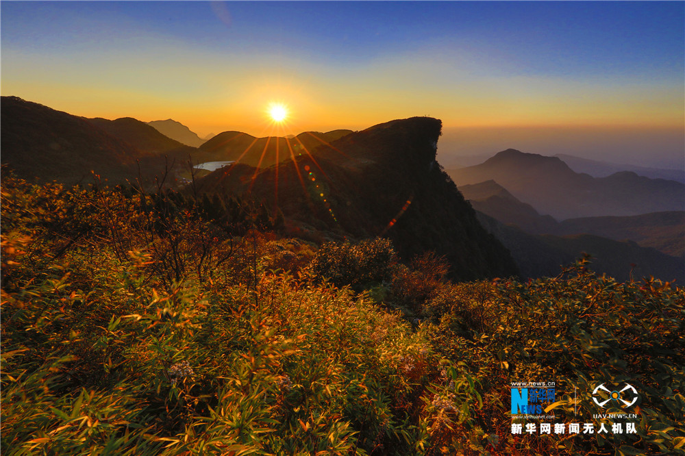 【渝情渝景】一天中不同时段的金佛山 美到窒息