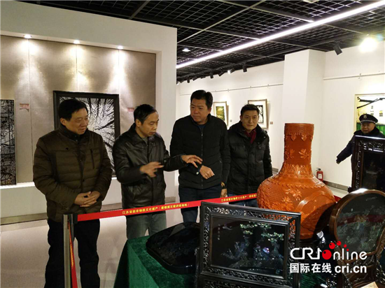 （已过审 供稿 文体 三吴大地泰州）扬州漆艺作品巡回展首展（姜堰站）开幕