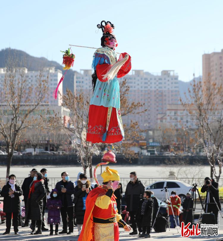 河北宽城：“宽城背杆”排练忙