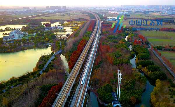 昆山：京沪高铁沿途风景美不胜收