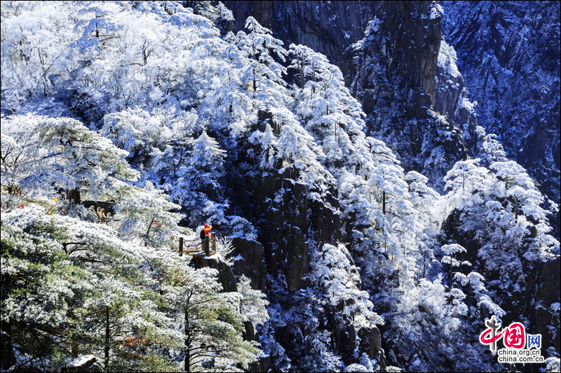 雪霁黄山：弥天云母帐 匝地水晶栊