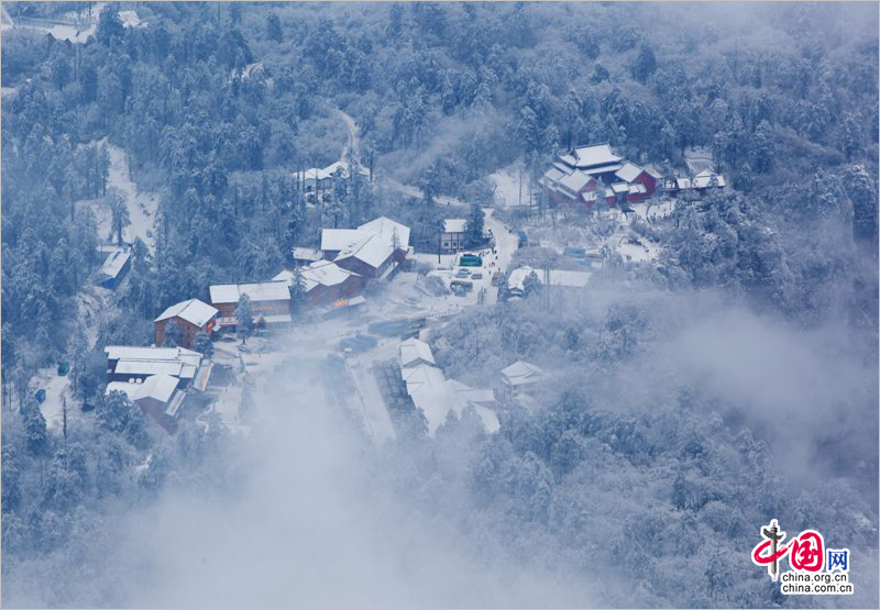 雪域盛景迎宾客 峨眉山冰雪温泉节大幕拉开