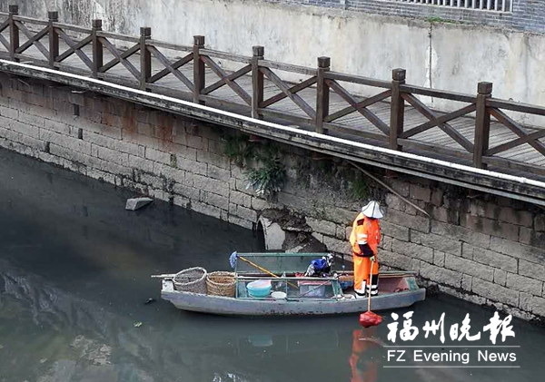 【焦点图】【滚动新闻】【地市福州】福州环保等部门展开整治行动 43条黑臭内河查清重点污染源