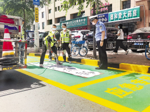 40余处“绿色停车位” 可应急停车 医院、学校周边施划临时泊位，限时20分钟