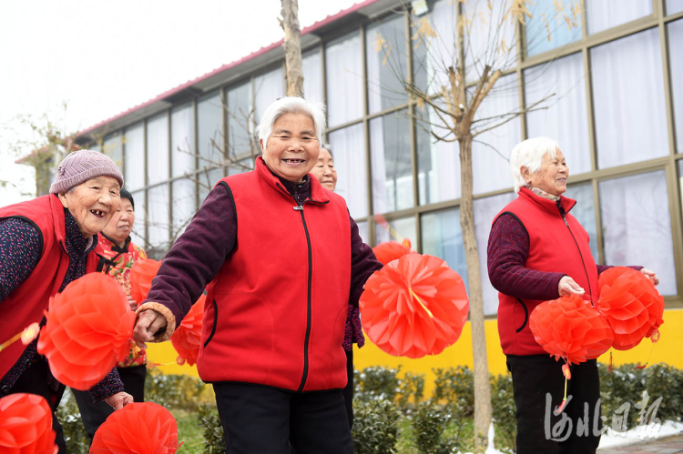 河北南和：养老院里迎新年