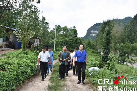 贵州凯里市：迅速将灾害隐患点的群众转移到安全地方