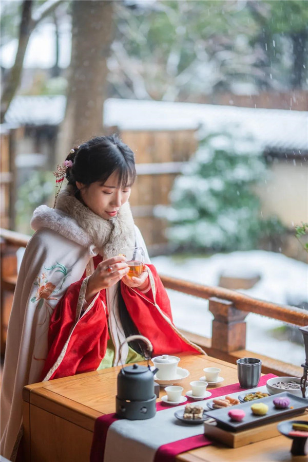 无锡拈花湾：雪落青瓦 成了一首风花雪月的诗