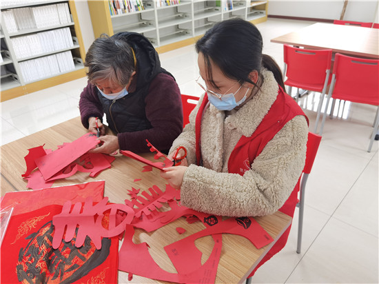 苏州相城渭塘镇“阅读迎新年 剪纸贺新春”_fororder_图片7