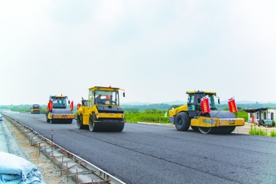 （要闻 三吴大地南京 移动版）溧高高速公路路基和桥梁全部完工