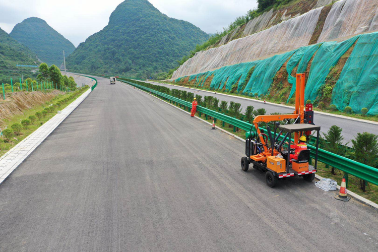 （有修改）【B】融水至河池高速公路全速冲刺年底建成通车