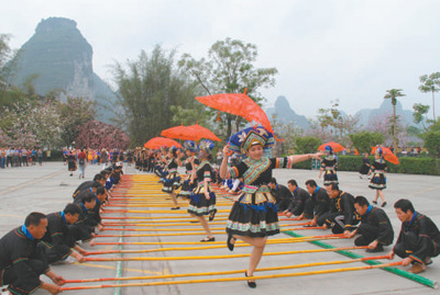 【旅游文体图文】“乡村旅游+扶贫”拓宽农旅致富路