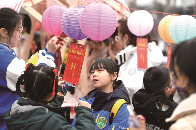 南京：元宵灯市来到家门口