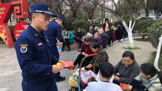 （供稿）贵阳修文开展“学雷锋、树榜样”志愿者服务主题党日活动_fororder_微信图片_20220304145439