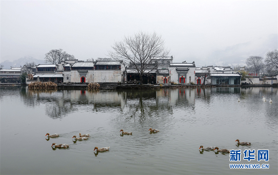 春雪落徽州