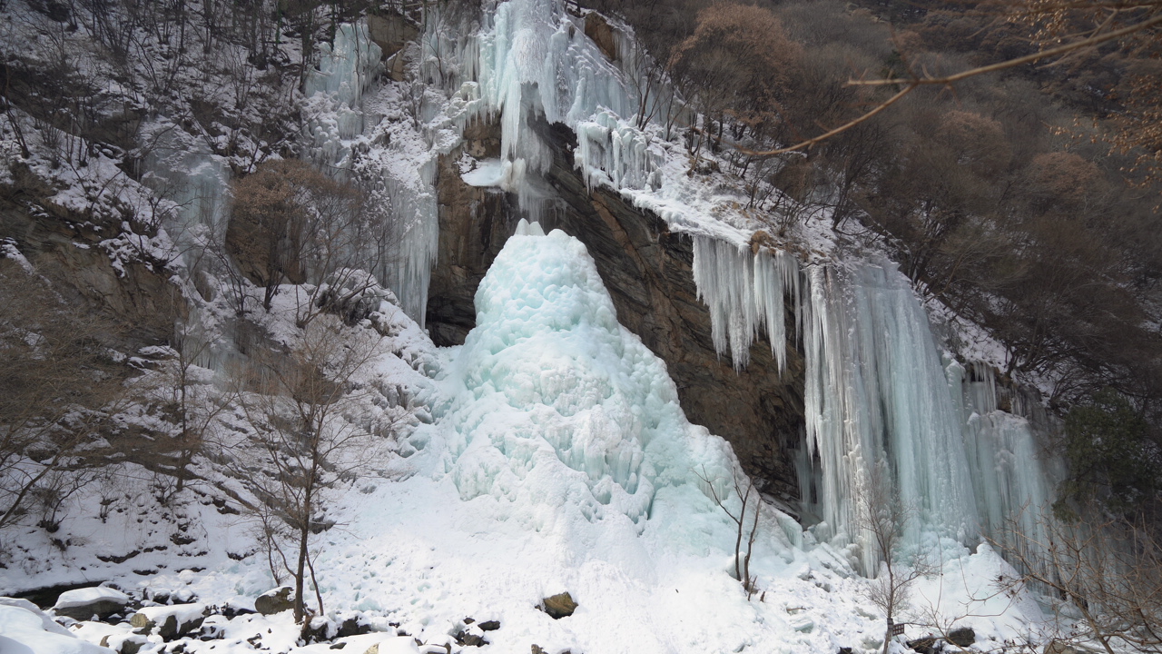 “后冬奥”冰雪热｜陕西渭南：冰雪胜地迎客来_fororder_C0106T01.JPG