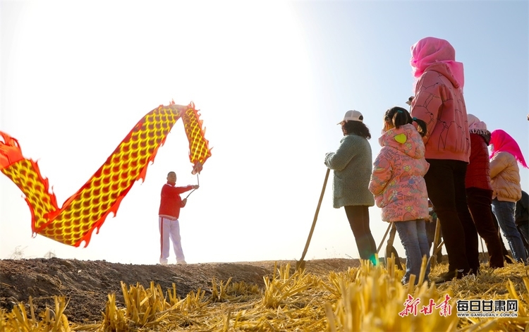 【张掖列表+文旅标题列表+移动端列表】甘州区：田间地头展非遗 热热闹闹助春耕