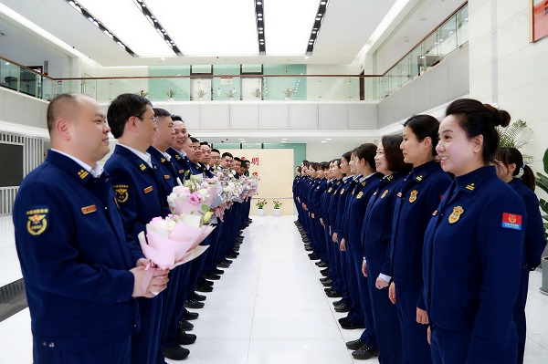 【原创】重庆两江新区消防救援支队开展“三八”国际妇女节春游活动_fororder_图片12