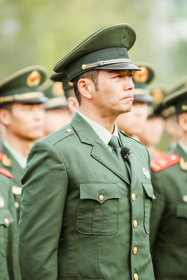 奇兵神犬昆龙图片