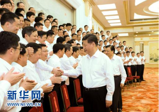 习近平三个“能”解读新时期共产党人楷模