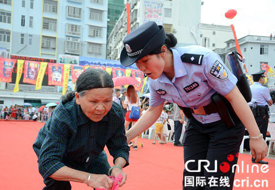 【八桂大地-河池】广西环江：五查五整顿树警风