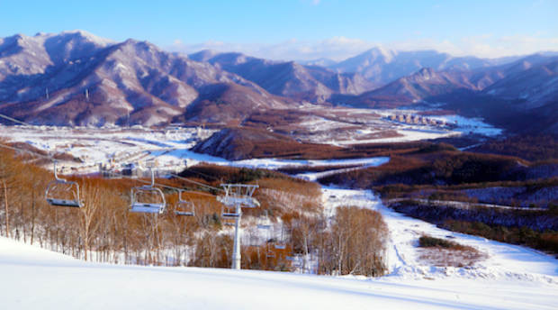 赏红枫 嬉冰雪 本溪旅游四季风景不重样