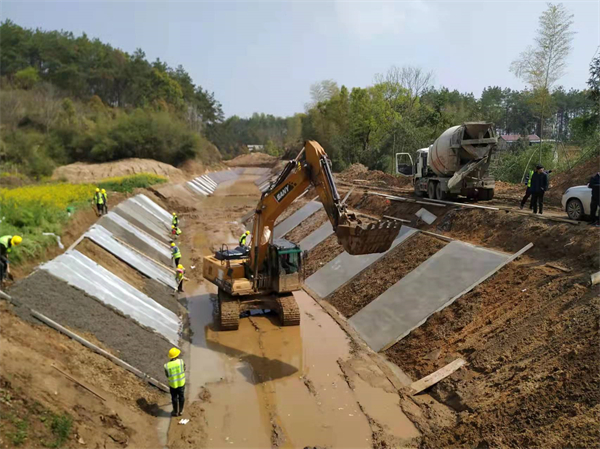 乘势而上 大干快上 黄冈蕲春水利工程项目建设掀热潮_fororder_微信图片_20220411142240