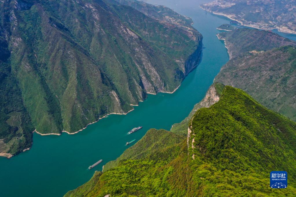 【城市远洋】重庆：长江三峡第一峡水清岸美