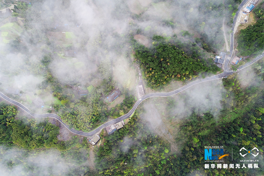 【城市远洋】重庆武陵山区：雨后云起 山乡如画