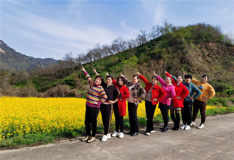 【与春天撞个满怀 打卡最美春景】信阳罗山：油菜花开满目春 美丽乡村入画来_fororder_图片11