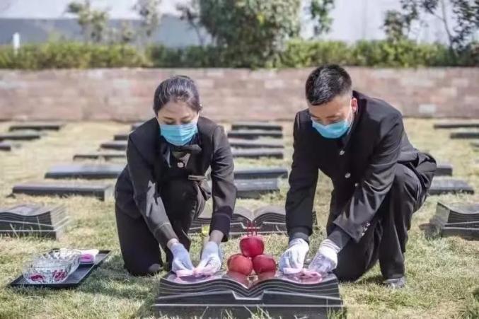 西安市殡仪馆提供代客祭扫服务