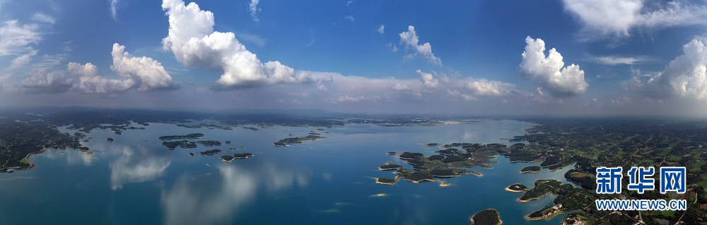 湖北荆门漳河现“天空之境”