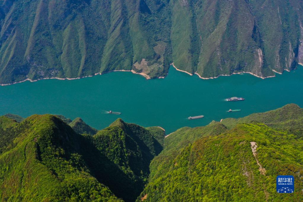 【城市远洋】重庆：长江三峡第一峡水清岸美