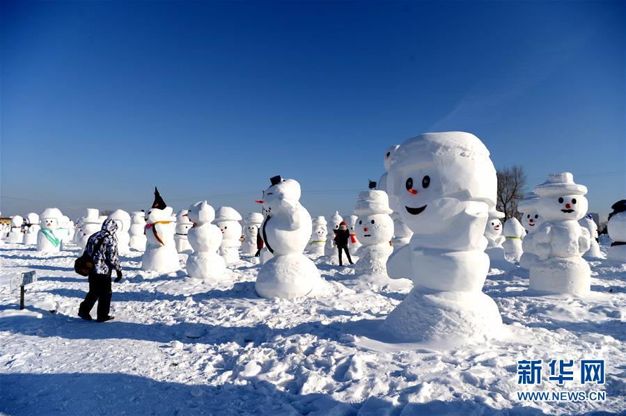 2018个雪人亮相哈尔滨