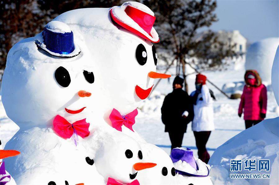 2018个雪人亮相哈尔滨