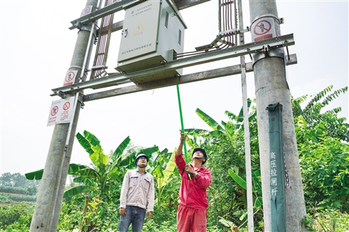 南宁良庆区：积极推进扶贫电力设施建设