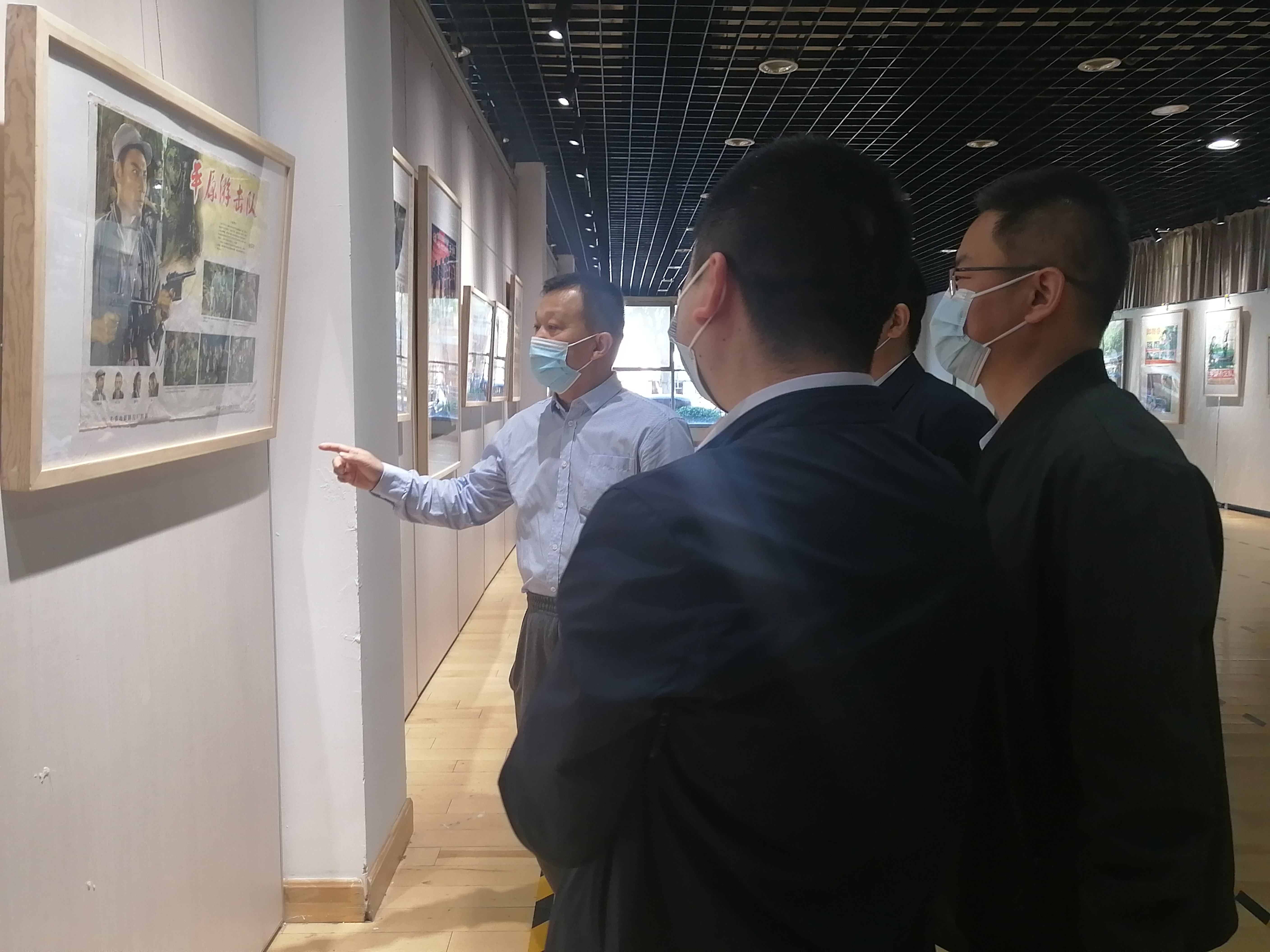 （原创）石家庄市新华区举办“深化党史学习教育”红色电影海报展_fororder_3