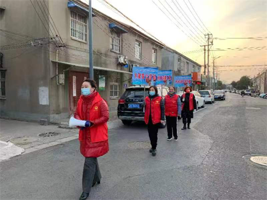 连云港市海州区：“精网微格+十户联防” 打通疫情防控“最后一米”_fororder_图片 3