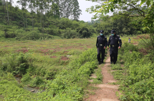 【原创】重庆市九龙坡区西彭派出所打防宣教综合发力 打响长江禁渔“总体战”_fororder_微信图片_20220421152341